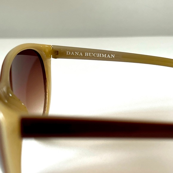 Gorgeous brown Dana Buchman Sunglasses. - Picture 5 of 6